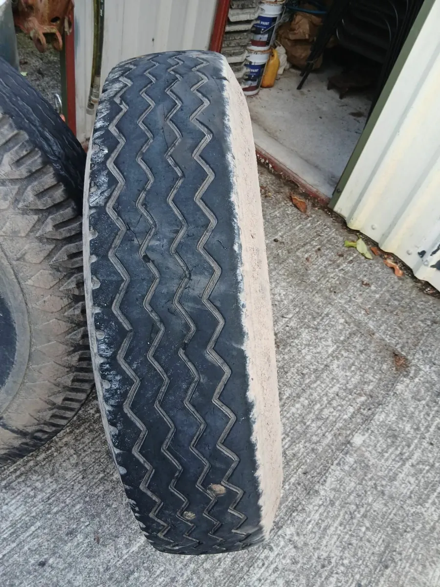 2 super single 10 stud wheels suitable dumper or t - Image 3