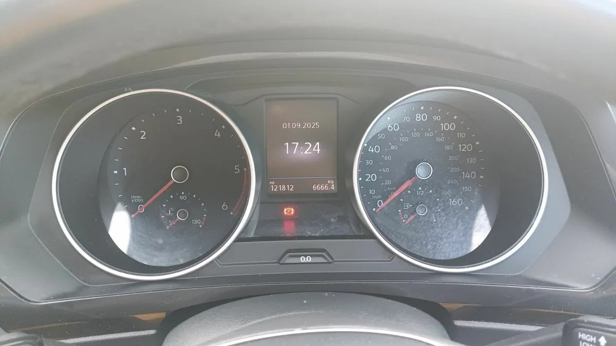 Volkswagen Tiguan 2019 - Image 2