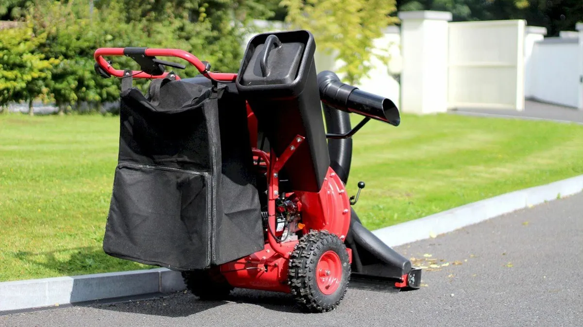Piranha Deluxe Wheeled Leaf Vacuum Garden Shredder - Image 4