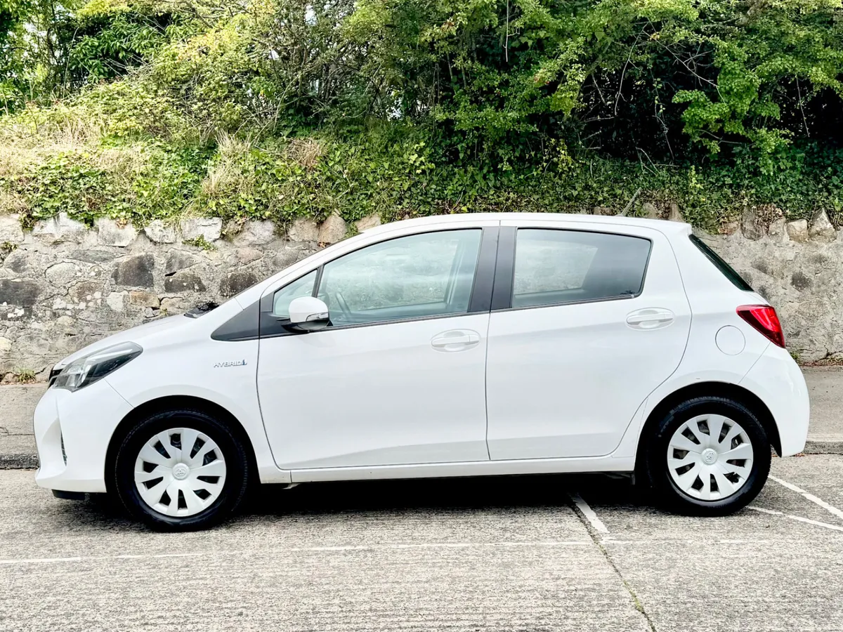 Toyota Yaris 2016!!HYBRID!!IRISH CAR!!27K MLS!! - Image 4