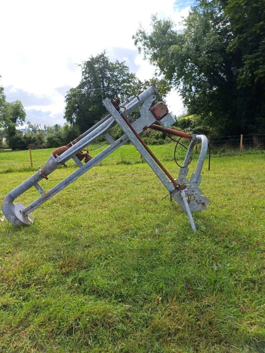 Storth slurry agigator - Image 1