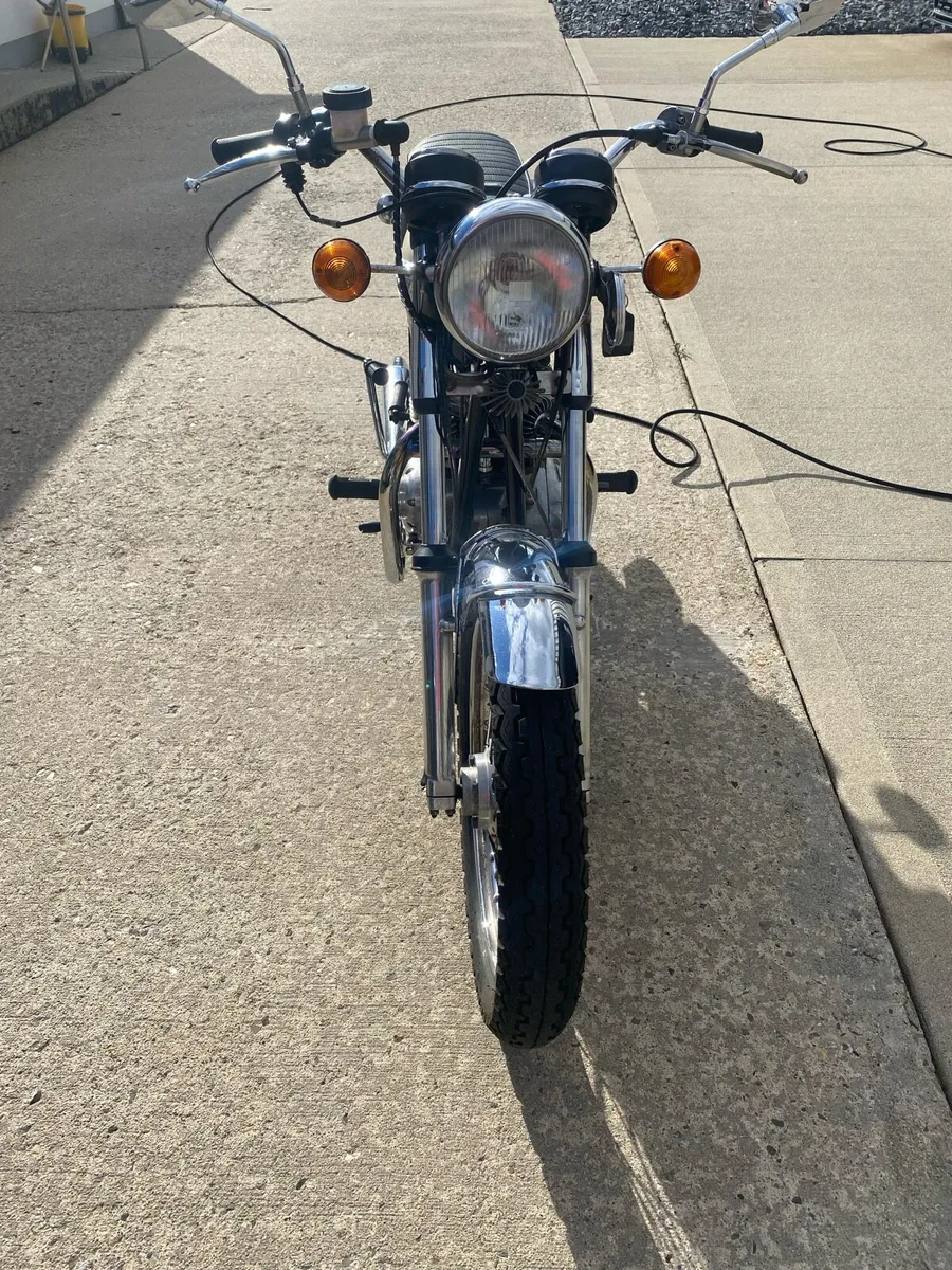 Triumph bonneville - Image 2