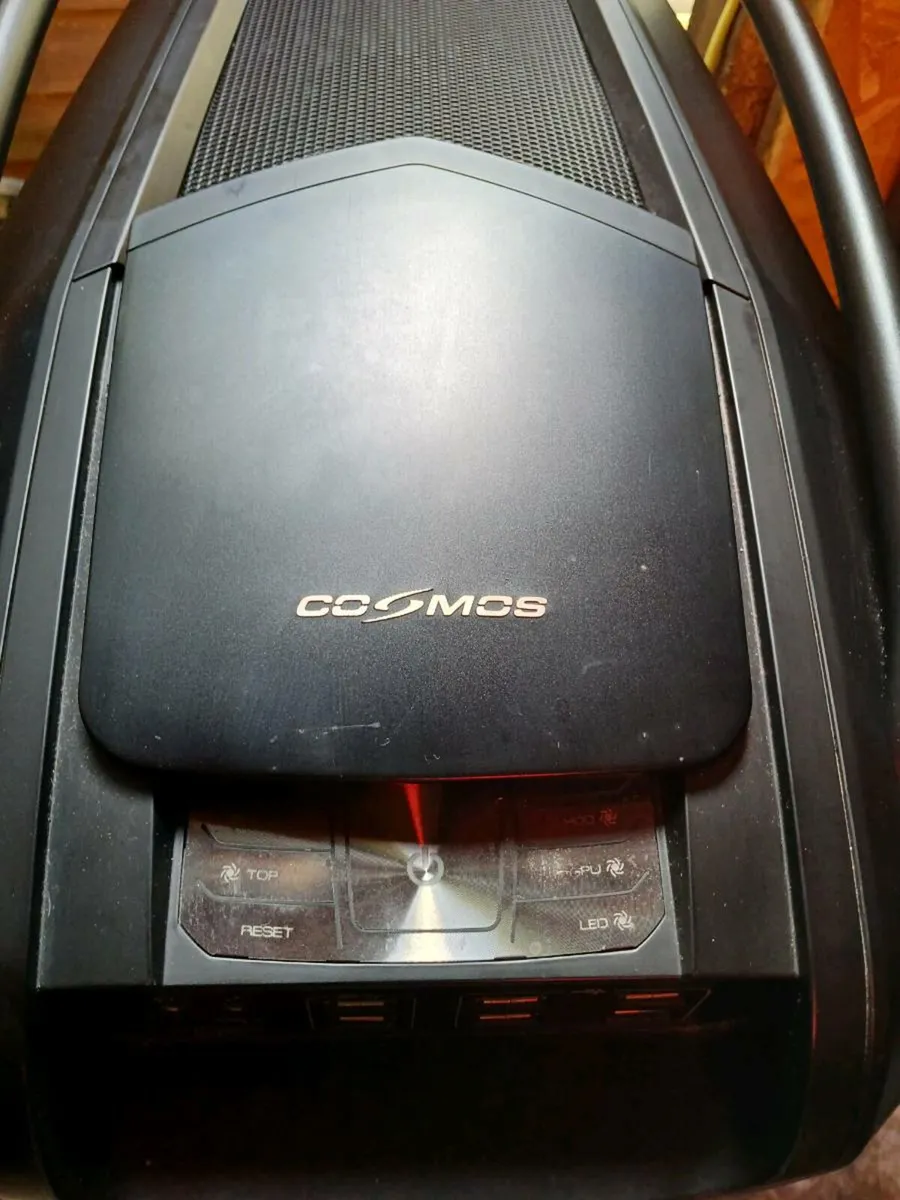 Cooler Master Cosmos eatx case - Image 4