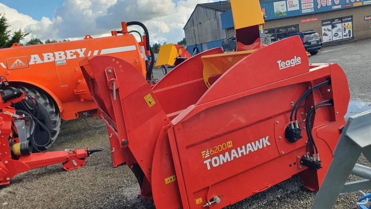 New Teagle Telehawk Front Strawblower - Image 3