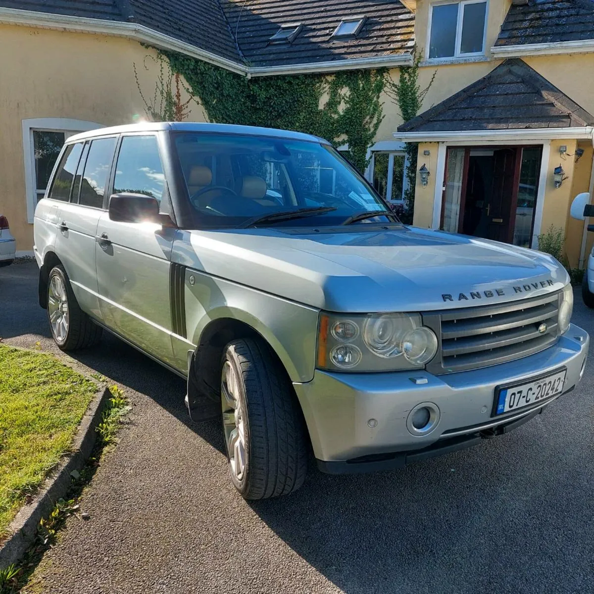 Range Rover HSE  333 tax New DOE - Image 2