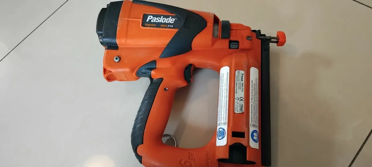 Paslode im65 F16 2nd fix Nail Gun"Fully Serviced" - Image 4