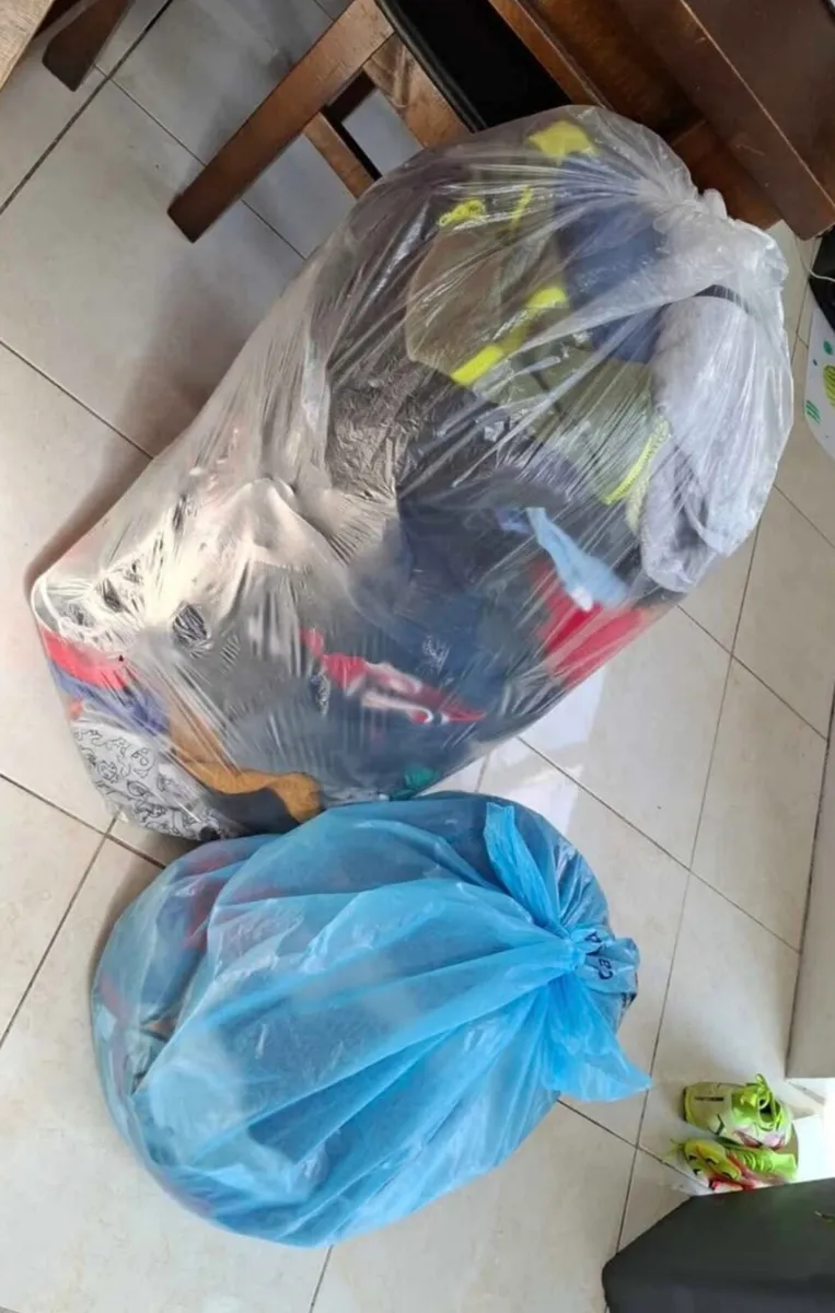 Boys 8-9 clothes bundle - Image 1