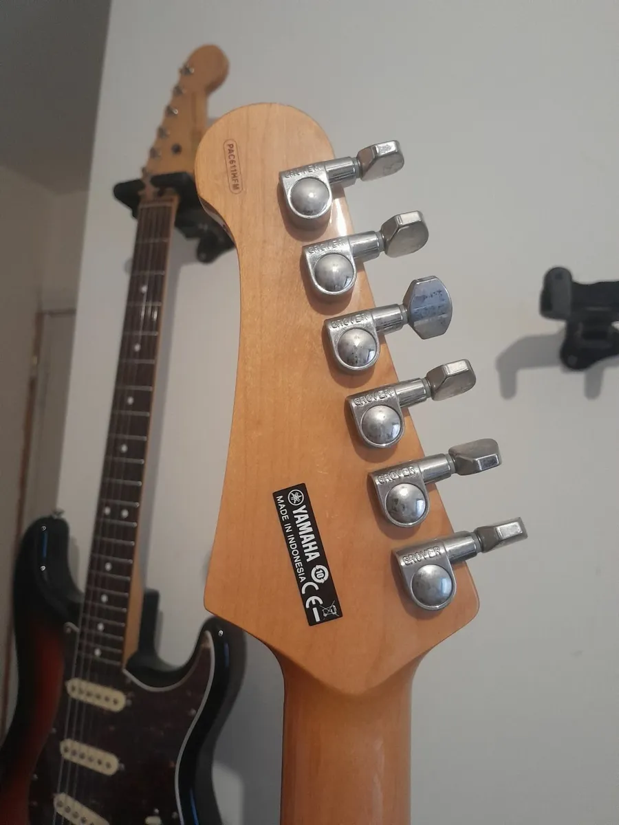 Yamaha pacifica 611hfm Rootbeer - Image 3