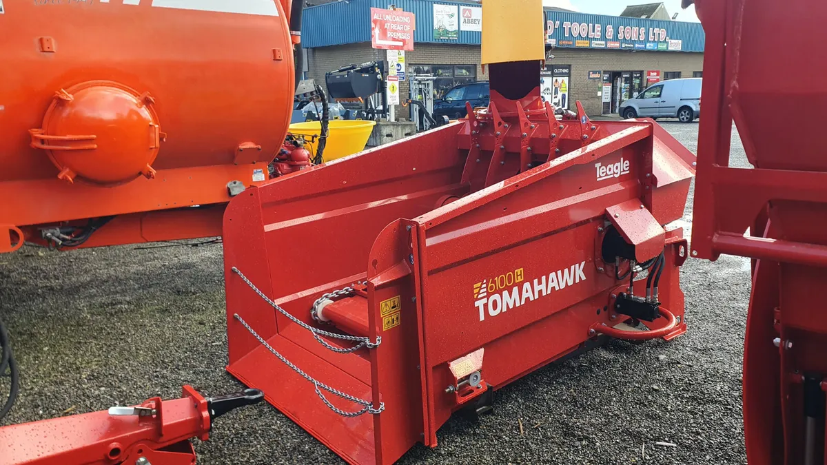 New Teagle 6100 Front Strawblower - Image 3
