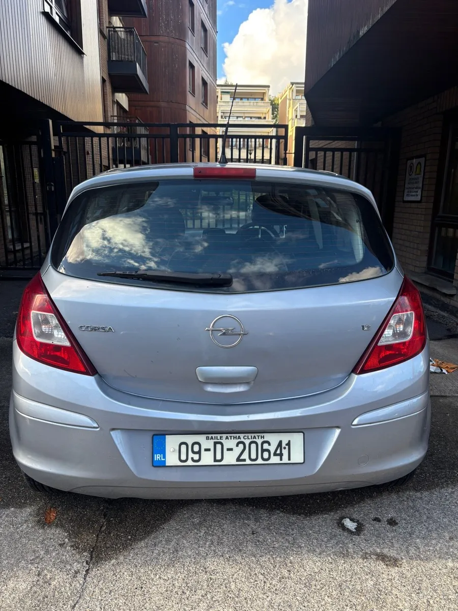 Opel Corsa 2009 - Image 1