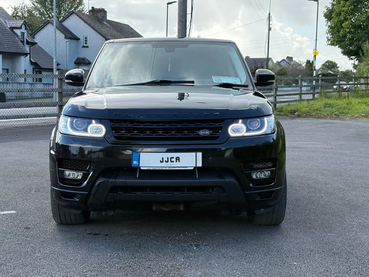 ABSOLUTELY IMMACULATE 2015 (152) CREW CAB - Image 2