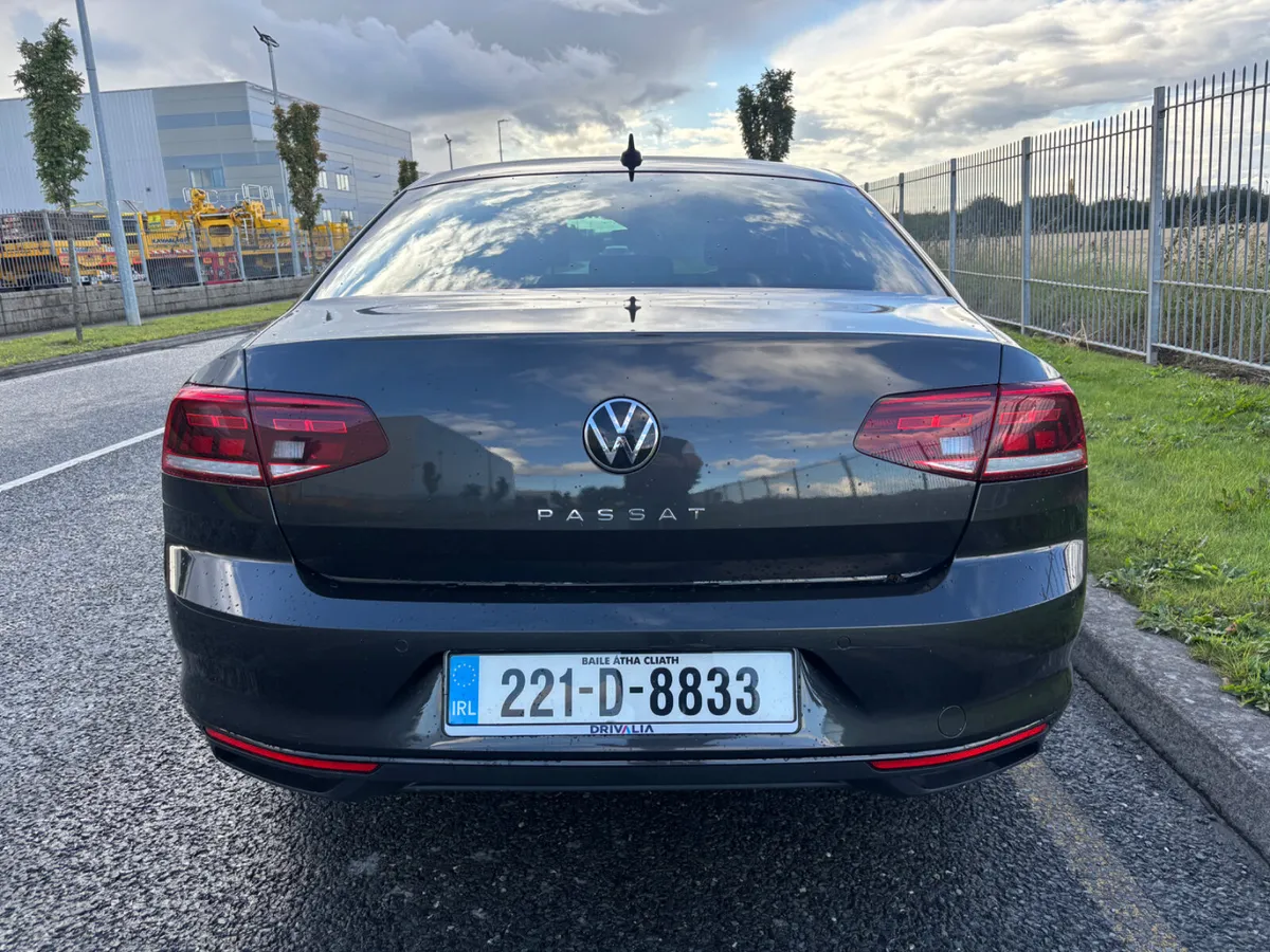 2022 VW PASSAT 2.0TDI BUSINESS 1 OWNER IRISH CAR - Image 4