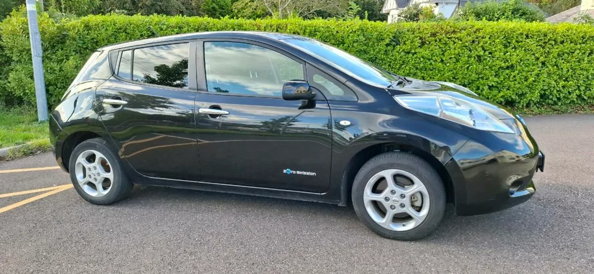 Nissan Leaf Just 55k km , New NCT 08 / 26 - Image 3