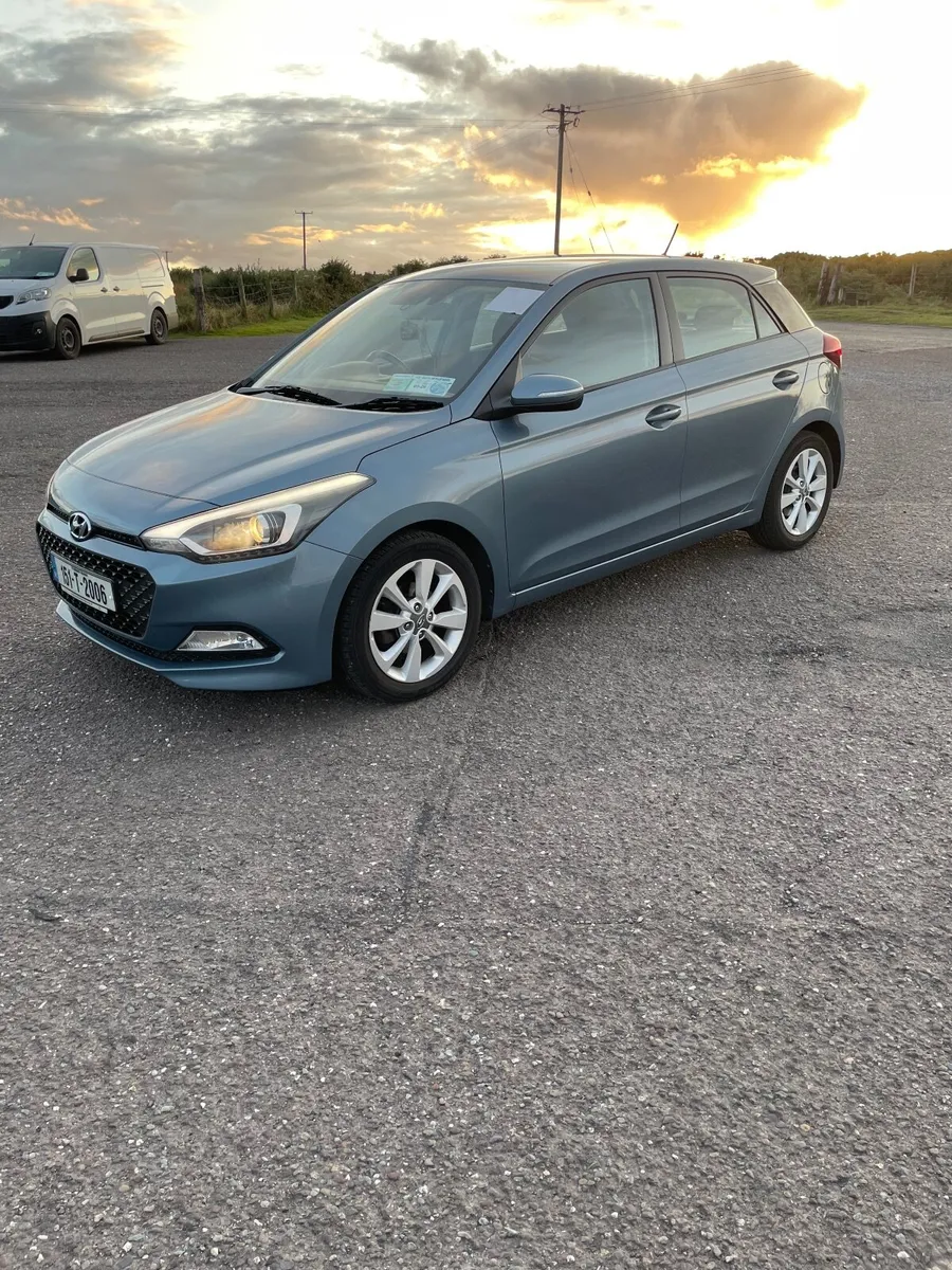 Hyundai i20 2015 NCT 07/26 TAX 06/26 - Image 1