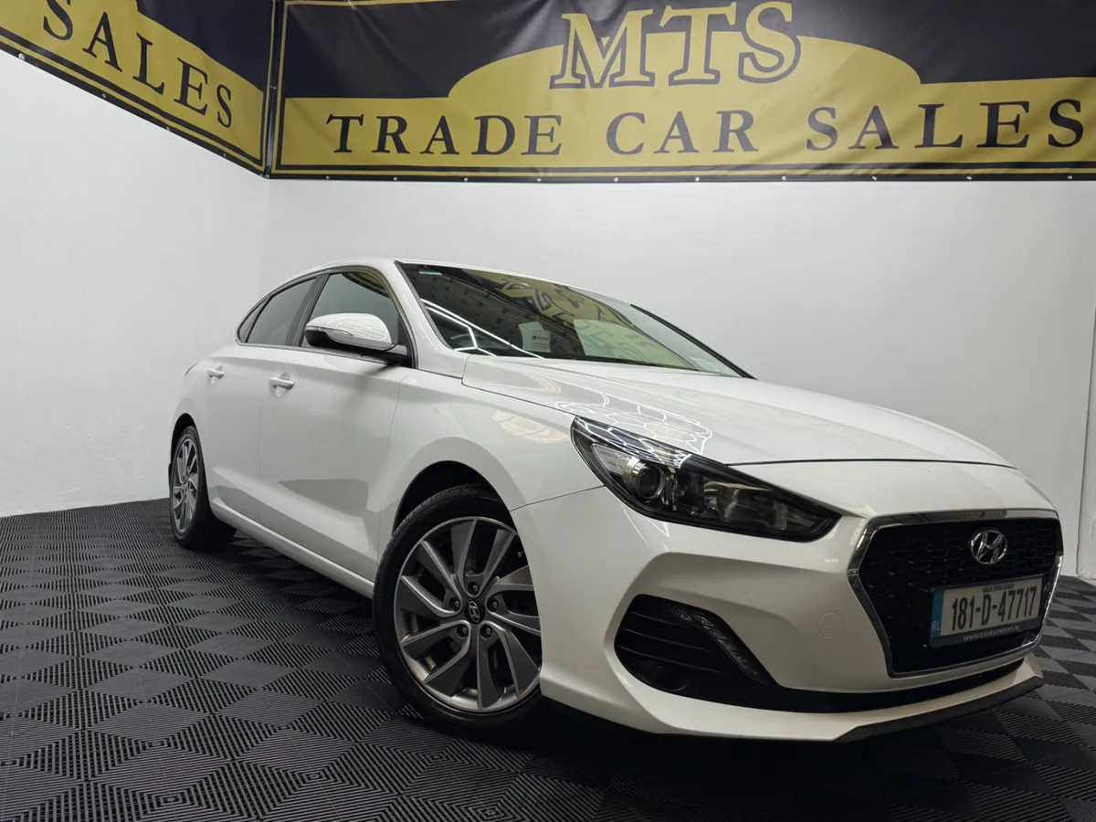 2018 Hyundai i30 Fastback 1.0 petrol low km - Image 1