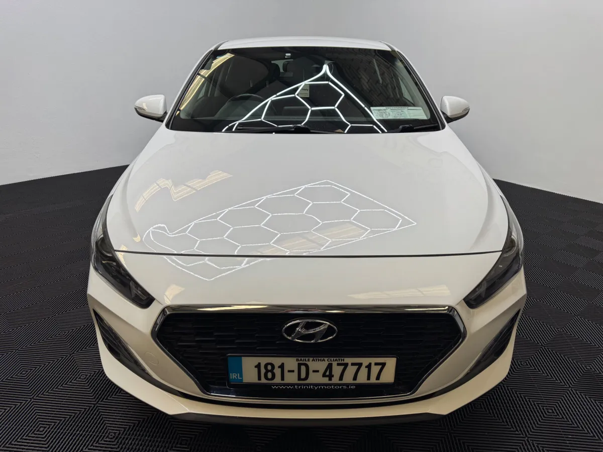 2018 Hyundai i30 Fastback 1.0 petrol low km - Image 4