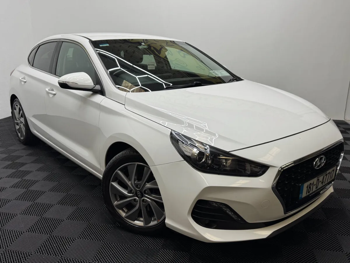 2018 Hyundai i30 Fastback 1.0 petrol low km - Image 2