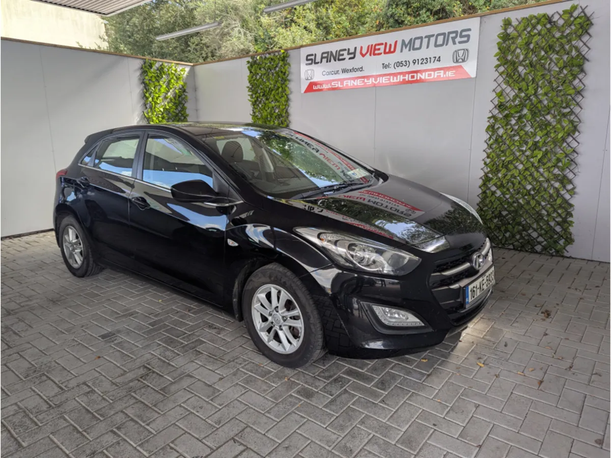 Hyundai i30 SE BLUE DRIVE 110PS 5DR - Image 3