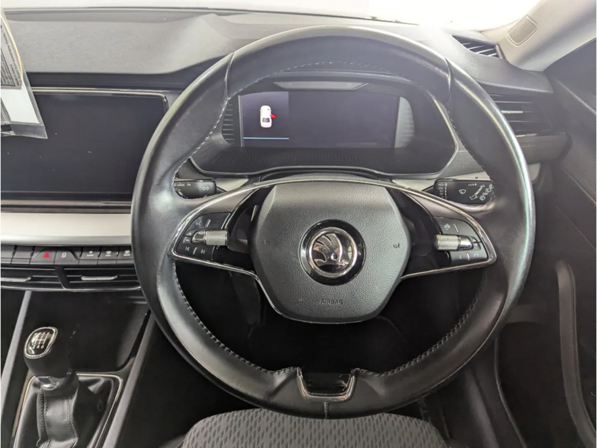 Skoda Octavia STYLE 2.0 TDI 115HP 5DR - Image 2