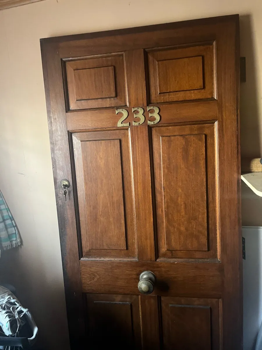 Teak wooden door - Image 1