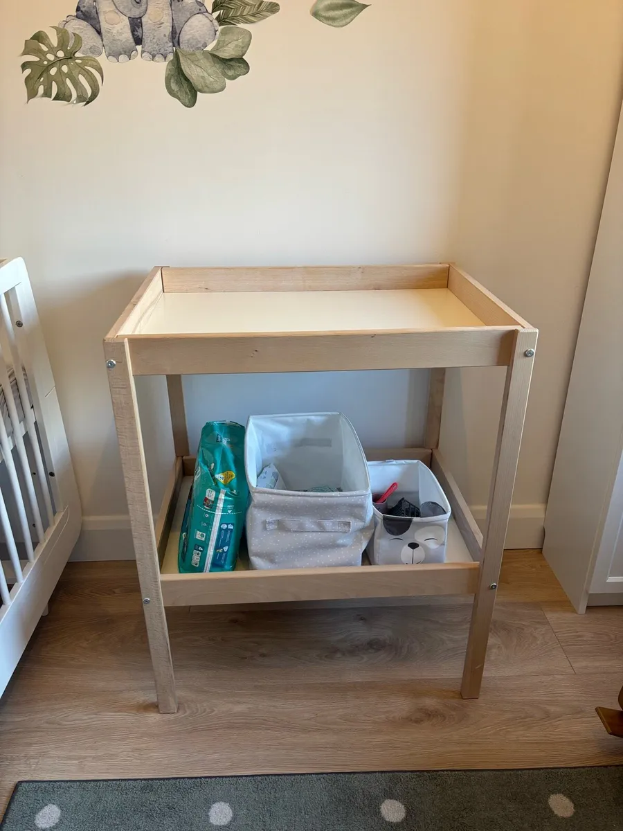Ikea baby changing table with mat & 2 covers - Image 1