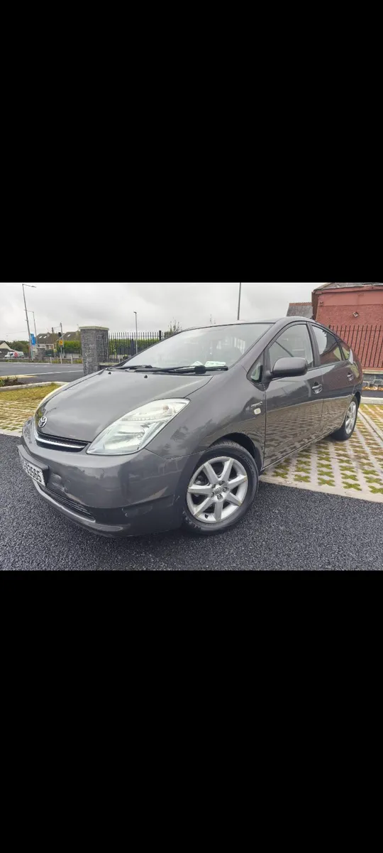 Toyota Prius - Image 1