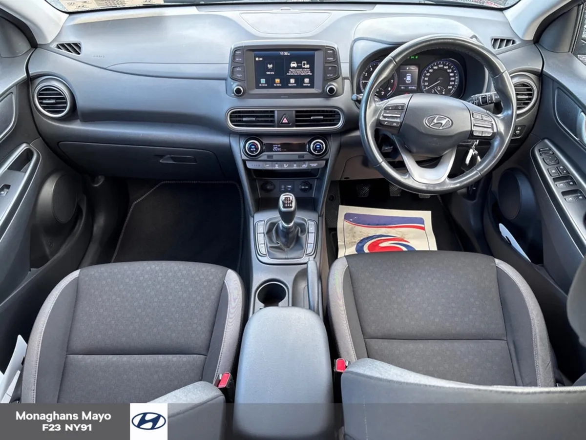 Hyundai KONA KAUAI EXECUTIVE 5DR - Image 2
