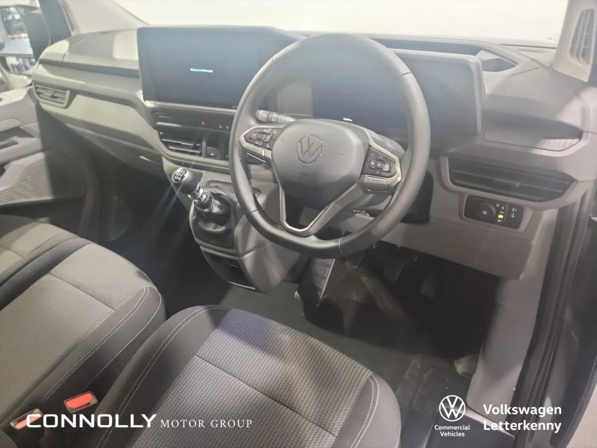Volkswagen Transporter Trendline Plus LWB 150 2.0 - Image 4