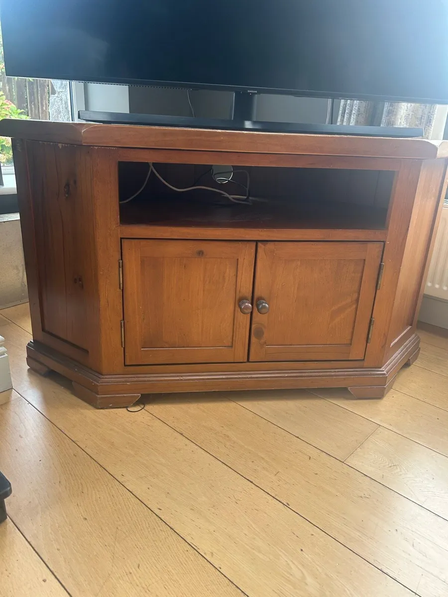 Solid wood tv unit - Image 1