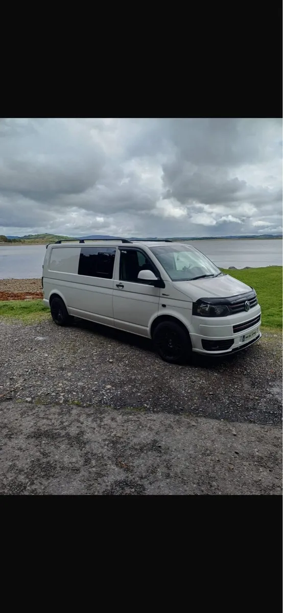 Volkswagen Transporter - Image 1