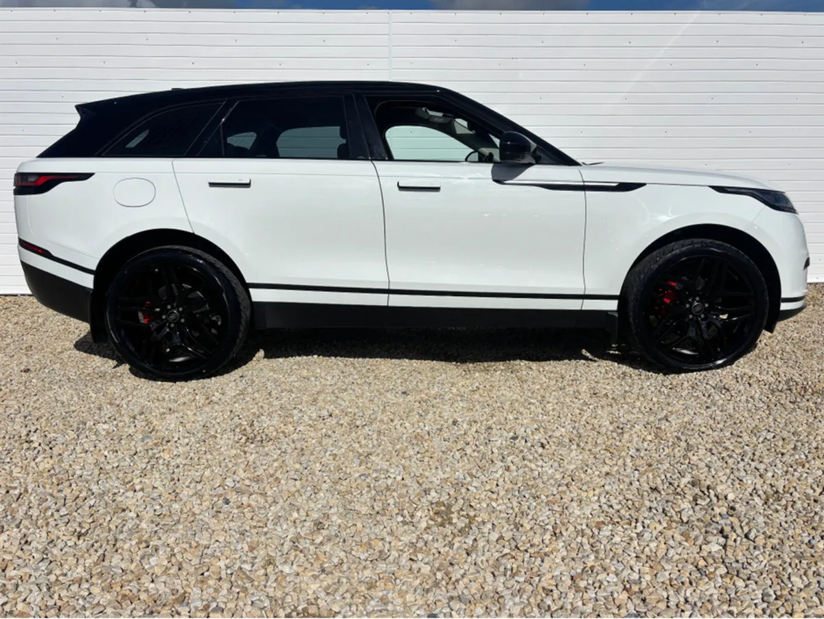 Land Rover Range Rover Velar VEL 2.0 TD4 5DR AUTO - Image 2