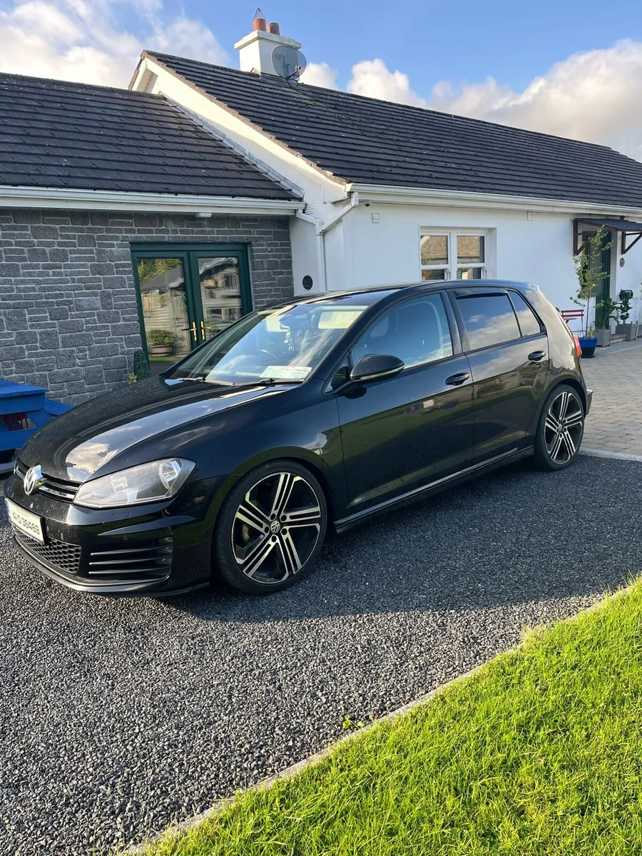 Volkswagen Golf - Image 2