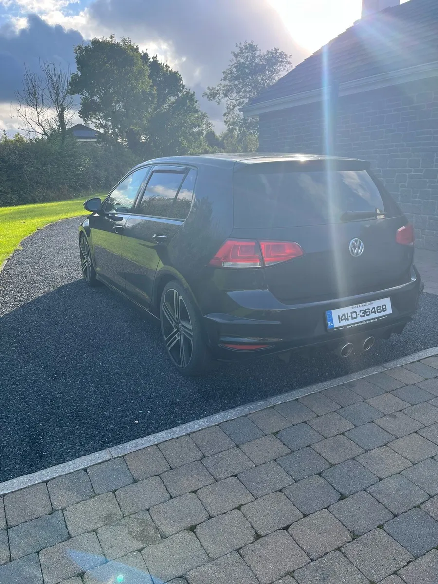 Volkswagen Golf - Image 4