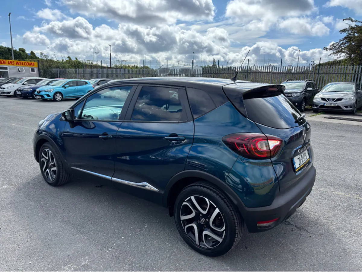 Renault Captur ICONIC TCE 90 MY19 EVAP - Image 3