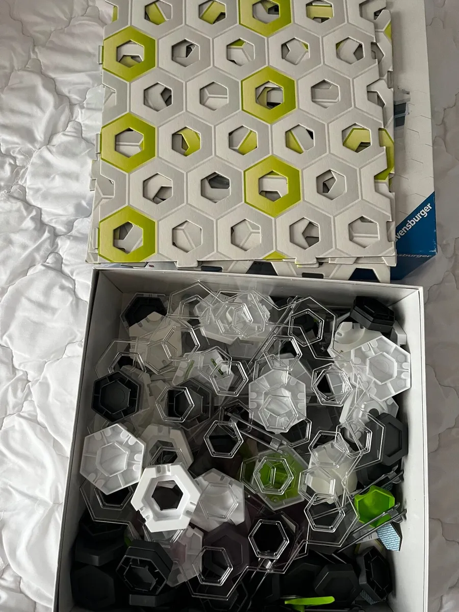 Toys - Image 3