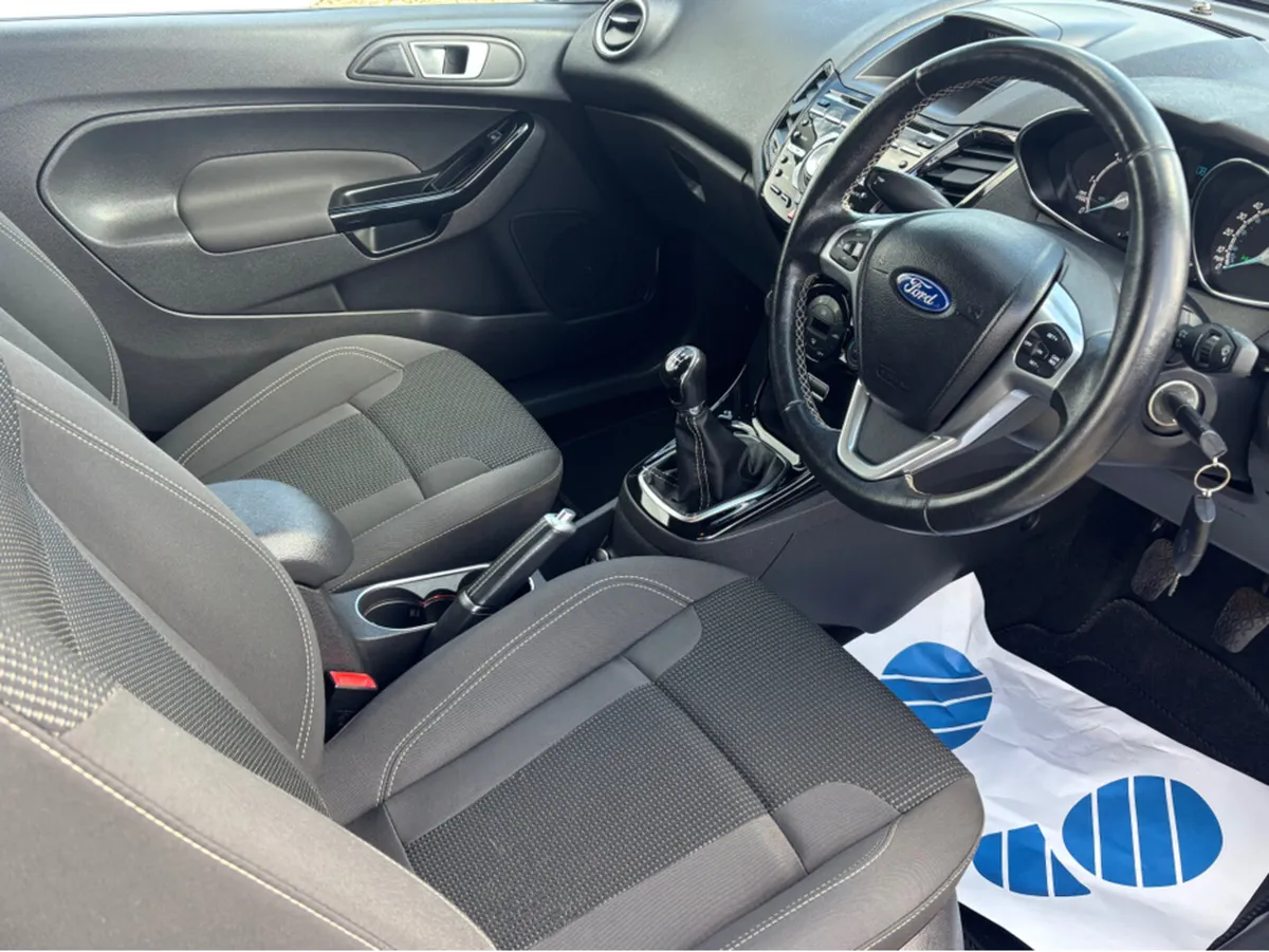 Ford Fiesta 1.5 TDCI TITANIUM ECONE ECONETIC 95PS - Image 2