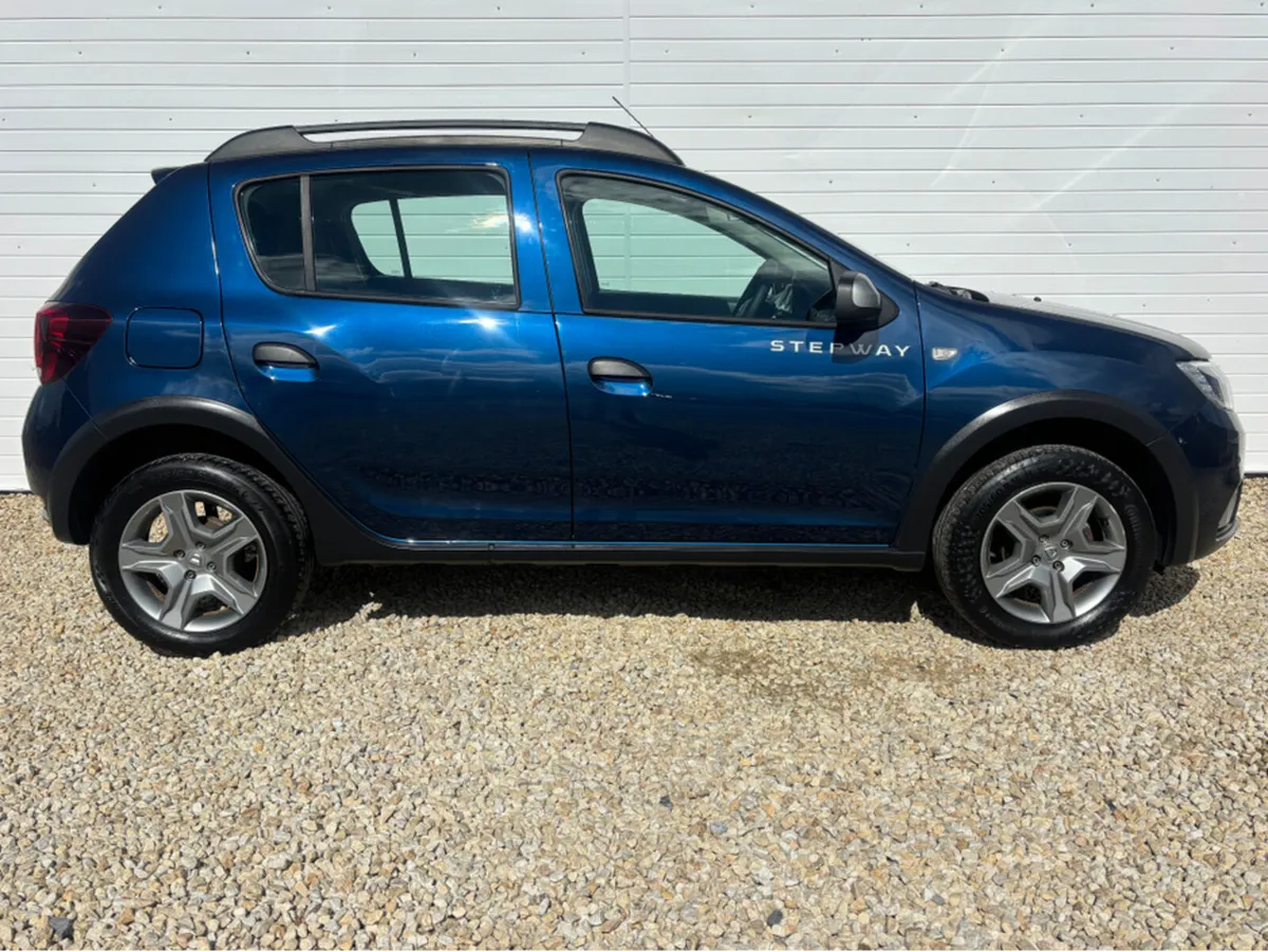 Dacia Sandero STEPWAY ALTERNATIVE  low kms - Image 3