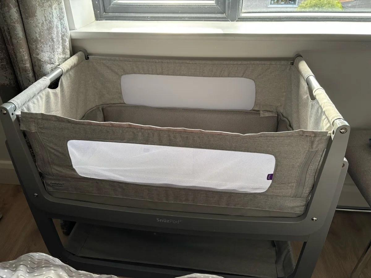 SnuzPod Bedside Crib - Image 3