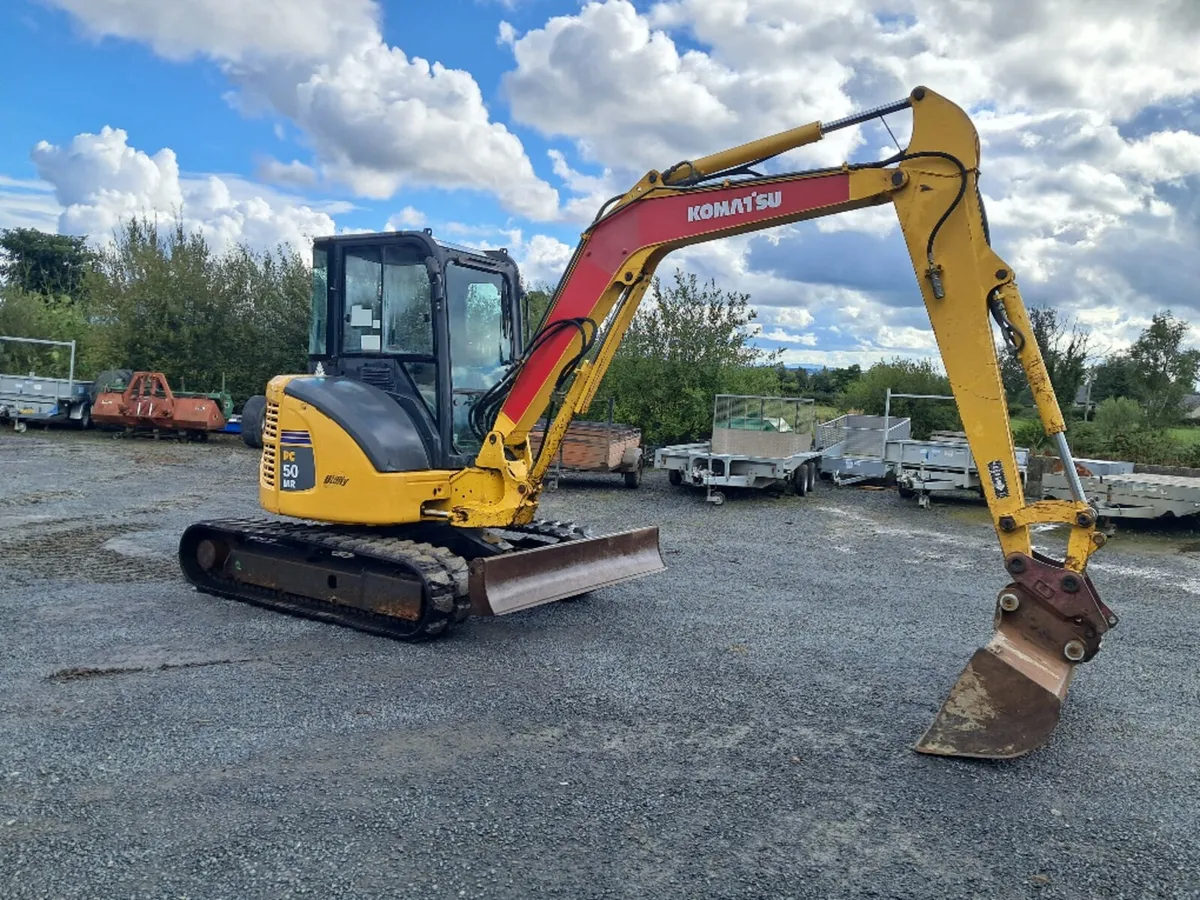 Komatsu 5ton digger - Image 3