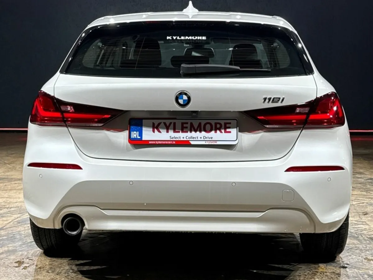 BMW 1-Series 118 NEW MODEL - PLAY EDITION - LOW MI - Image 4