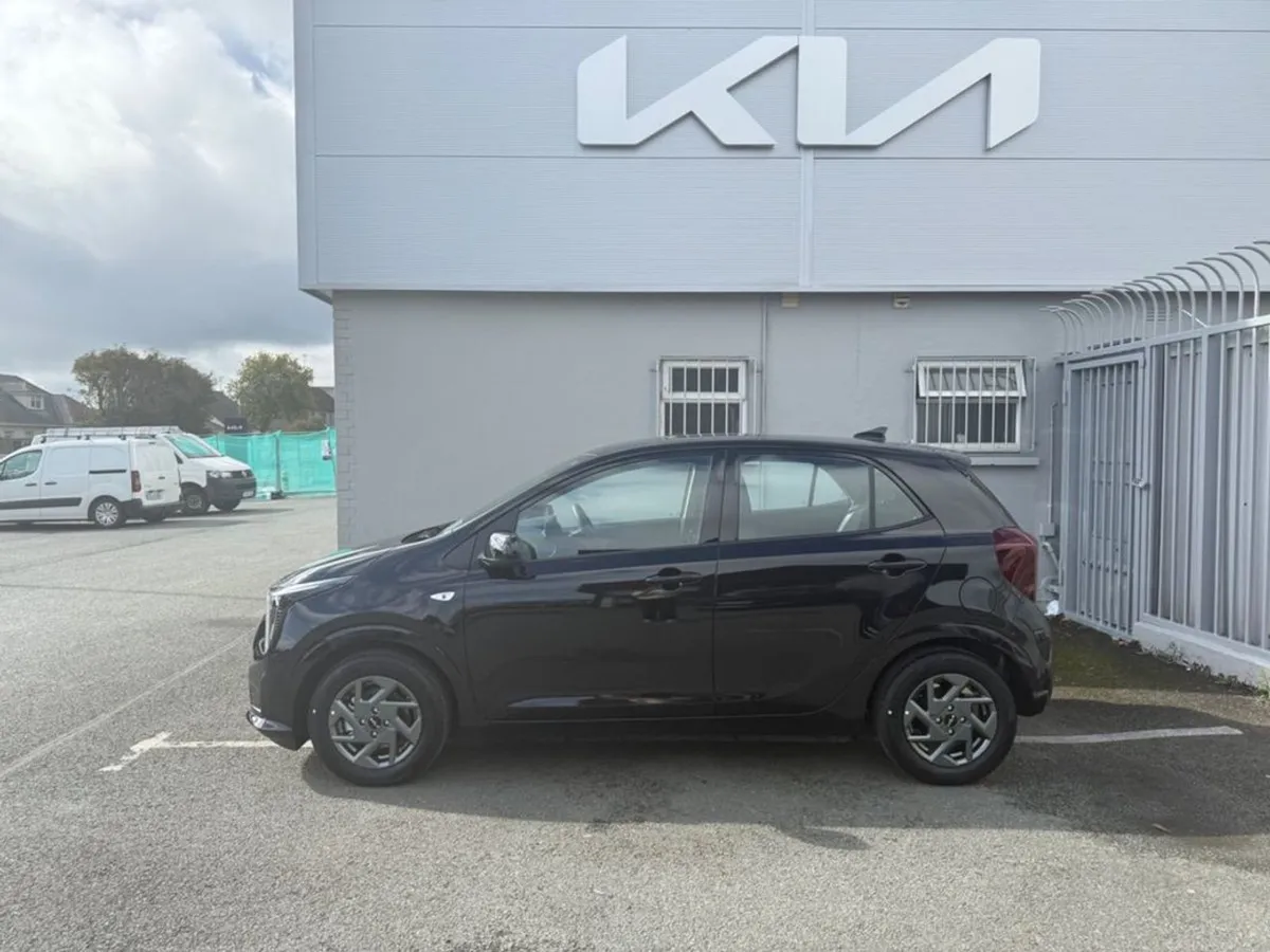 Kia Picanto 1 0 PE2 MT - Image 2