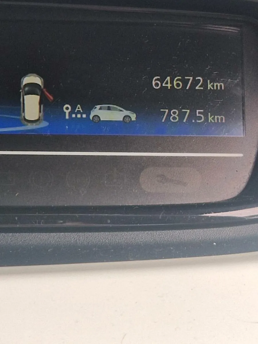 No VAT. 192 Renault Zoe ZE 40kw van commercial - Image 3