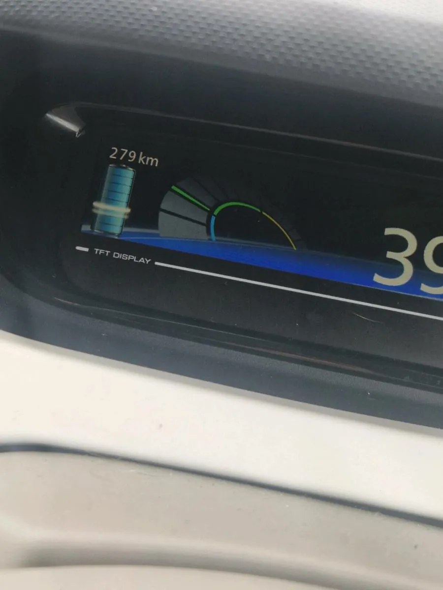No VAT. 192 Renault Zoe ZE 40kw van commercial - Image 4