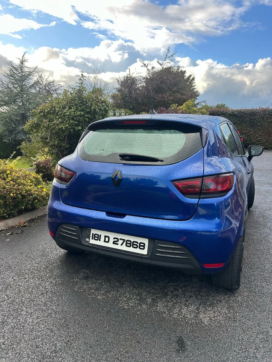 Car - Image 3