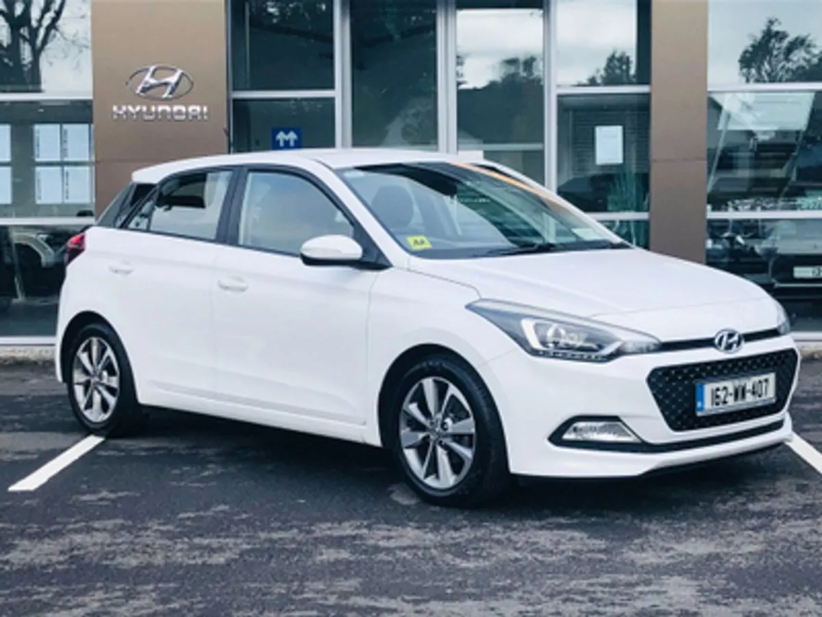 Hyundai i20 Deluxe 1.2 Petrol - Image 1