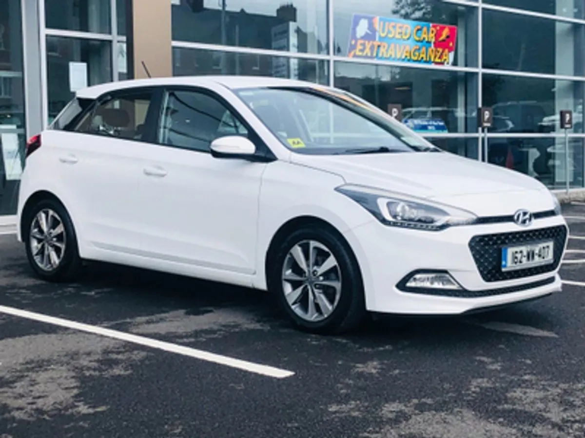 Hyundai i20 Deluxe 1.2 Petrol - Image 4