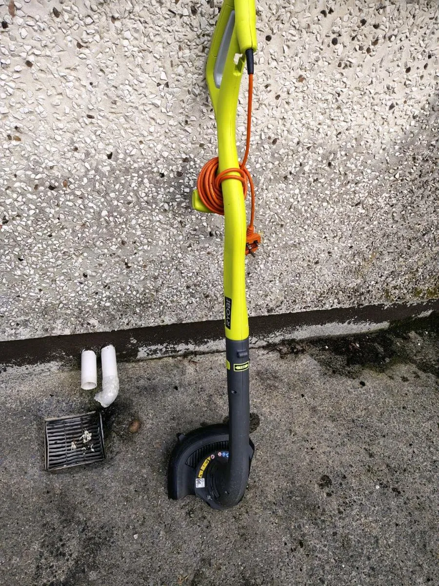 Lawnmower and Strimmer - Image 3
