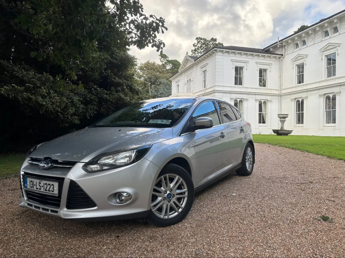 2013 Ford Focus 1.6 TDCI titanium model high spec - Image 2