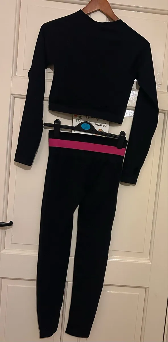 Women’s 2 piece - Image 2