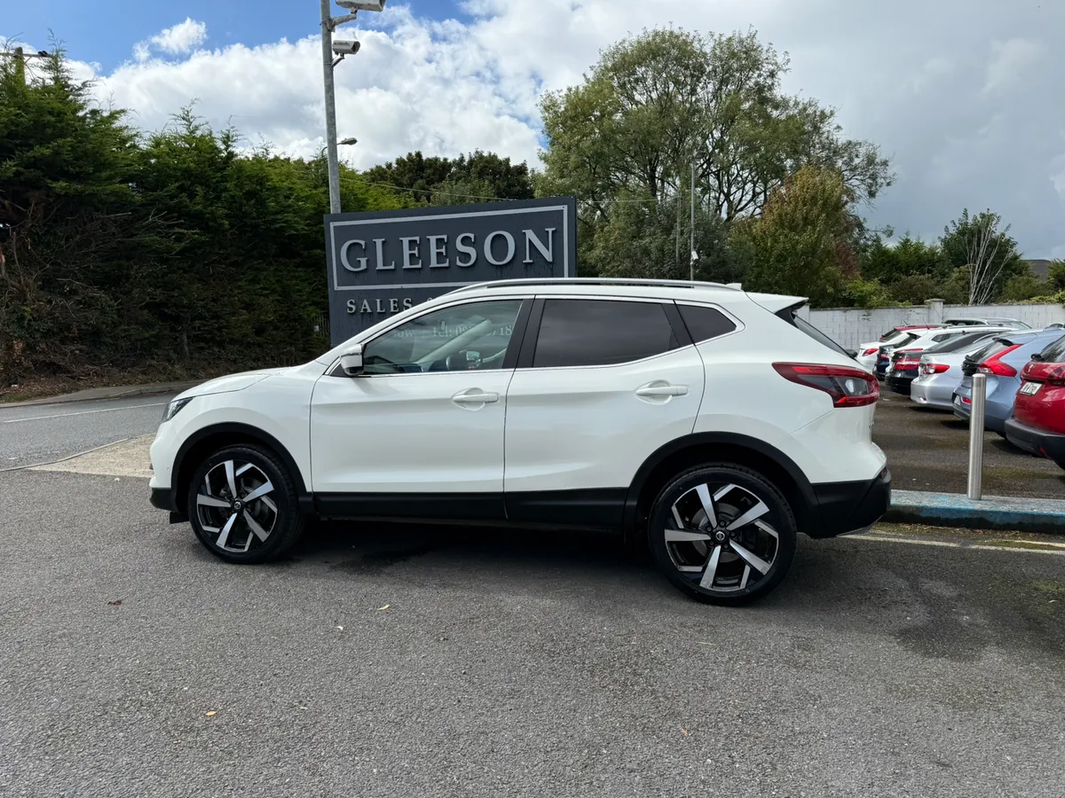 2018 Nissan Qashqai Tekna 1.5 Diesel - Low Mileage - Image 2